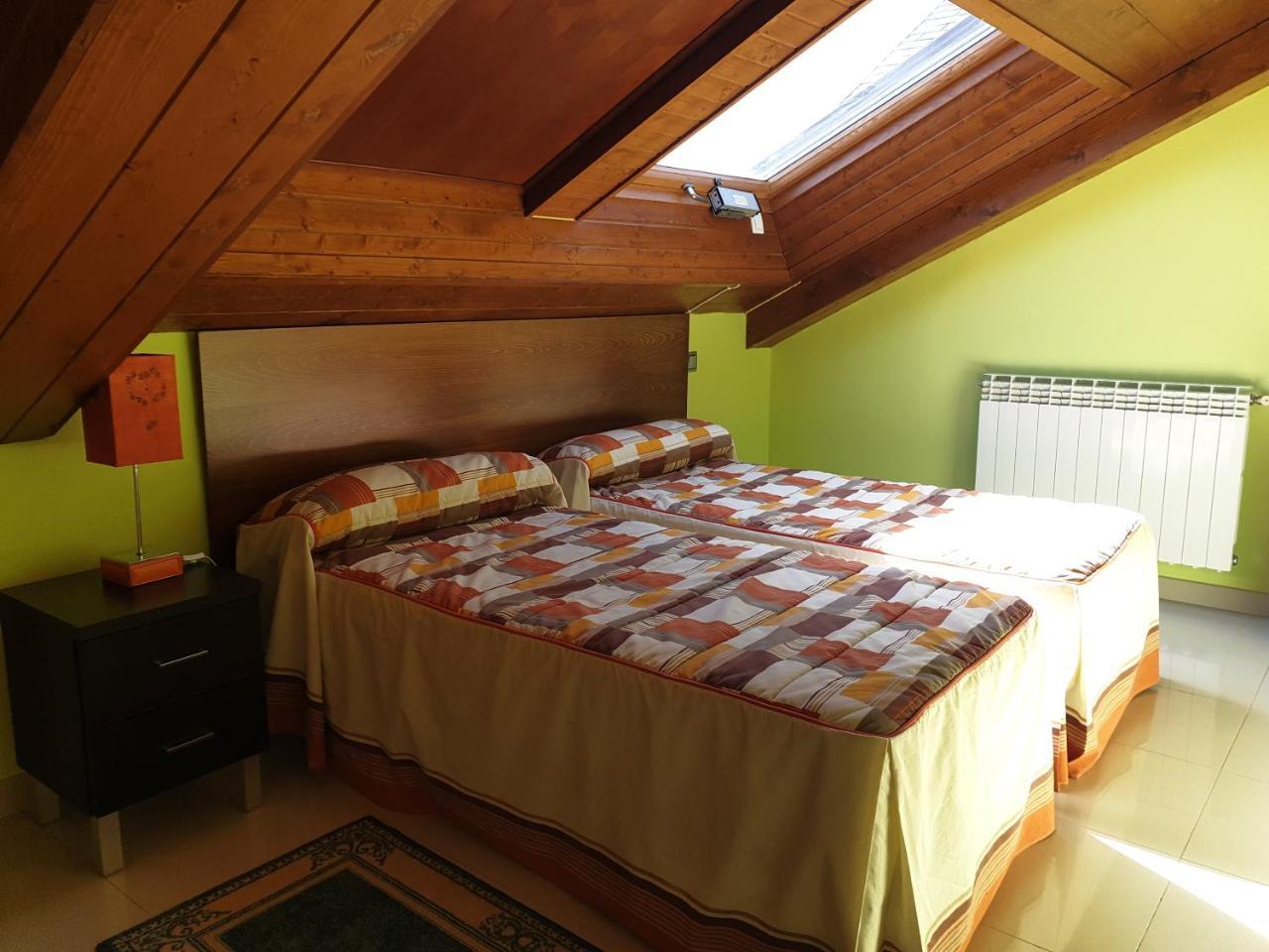 Apartamentos Monte Hernanz Riaza Esterno foto